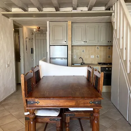 Punta Est - Trilo Bouganville 300m & Pool Apartment *